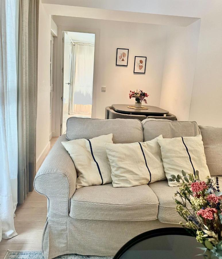 Private In A Shared Apartment, Privada En Un Apartamento Compartido En Pacifico, Homestay *