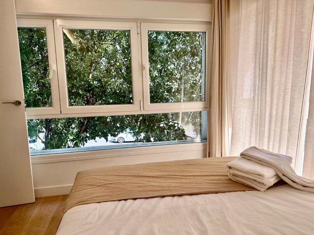 Homestay Private In A Shared Apartment, Privada En Un Apartamento Compartido En Pacifico, Madrid